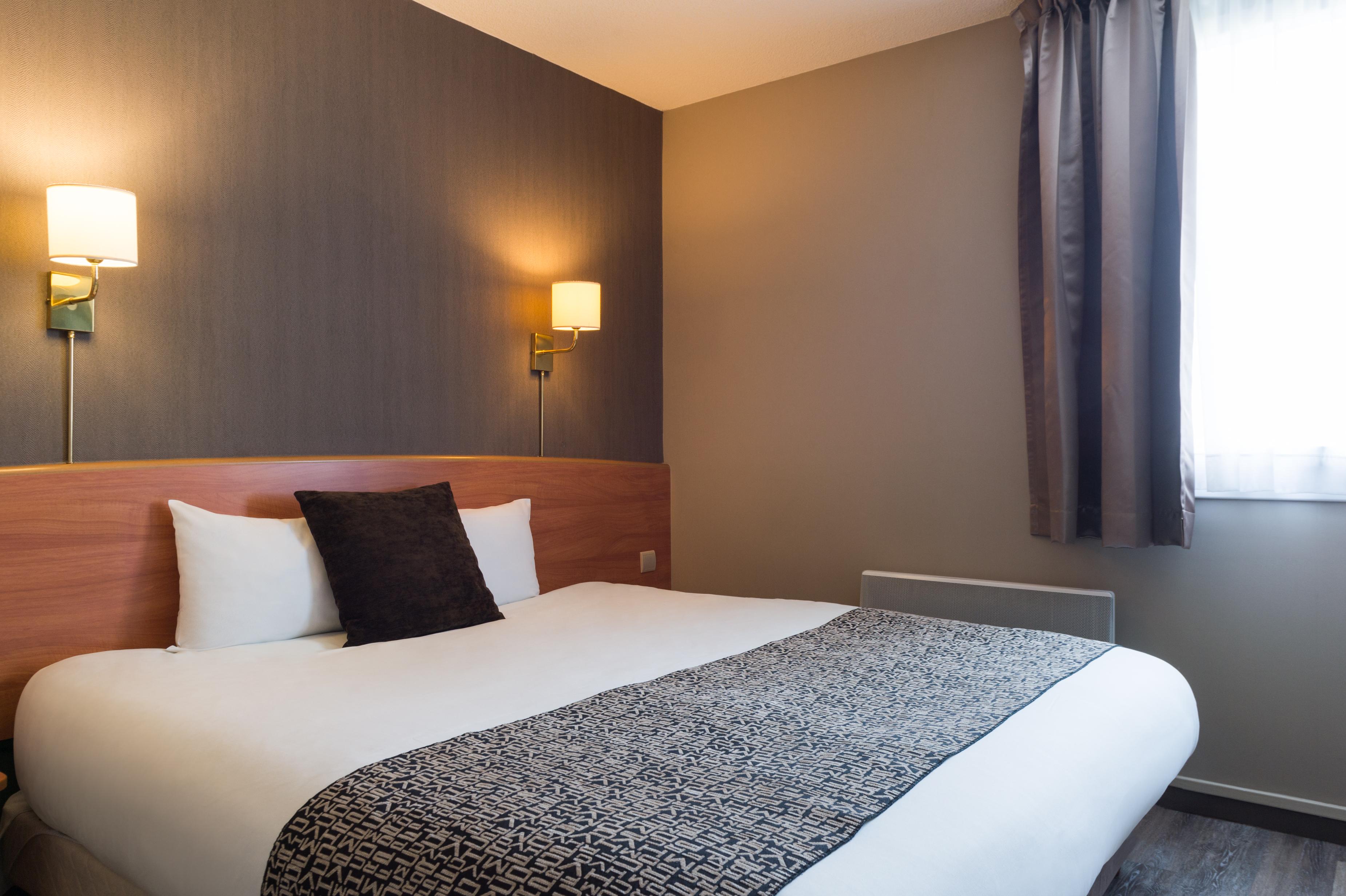 Hotel The Originals City, La Terrasse, Nord 3*