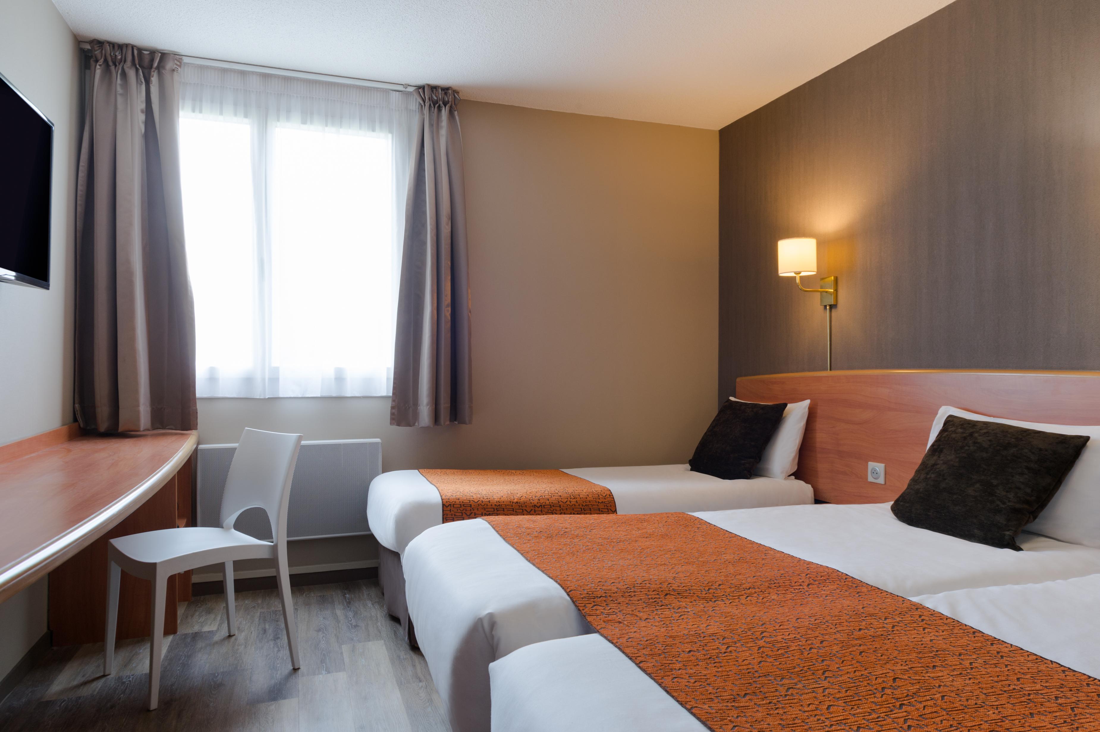 Hotel The Originals City, La Terrasse, Nord