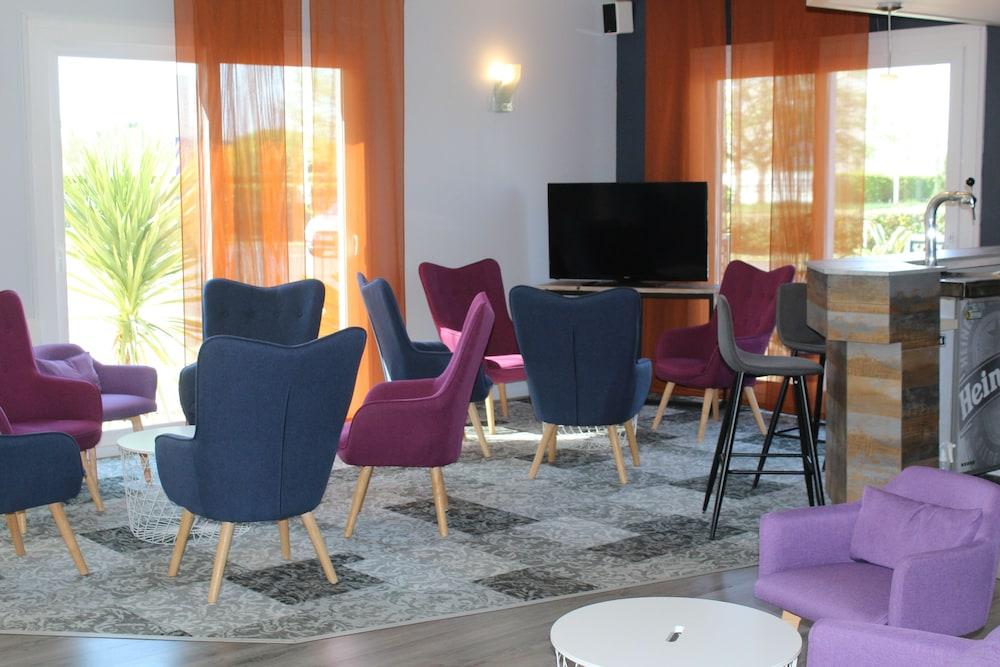 The Originals City, La Terrasse, Nord 3* Tours
